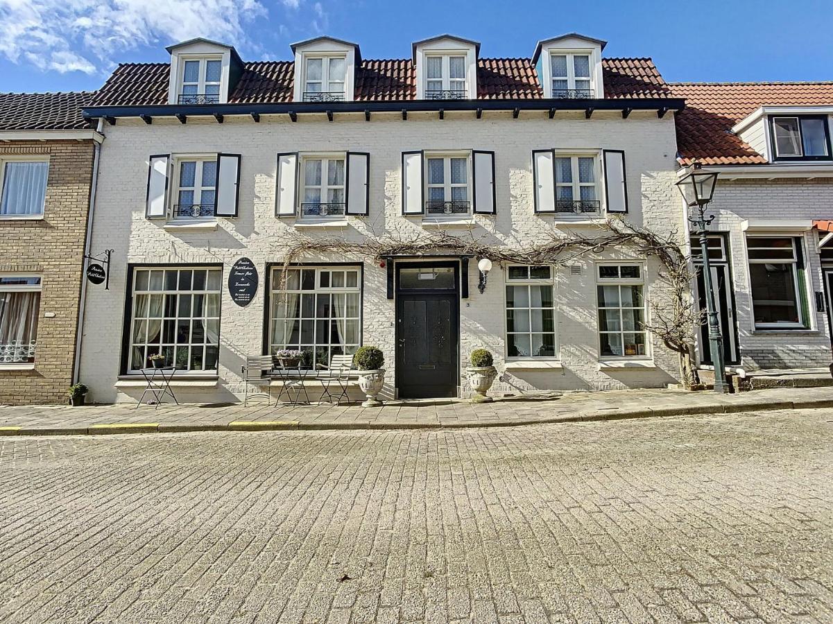 B&B Petit Chateau - Stijlvol Verblijf Centraal Gelegen In Zeeuws Vlaanderen Biervliet Экстерьер фото