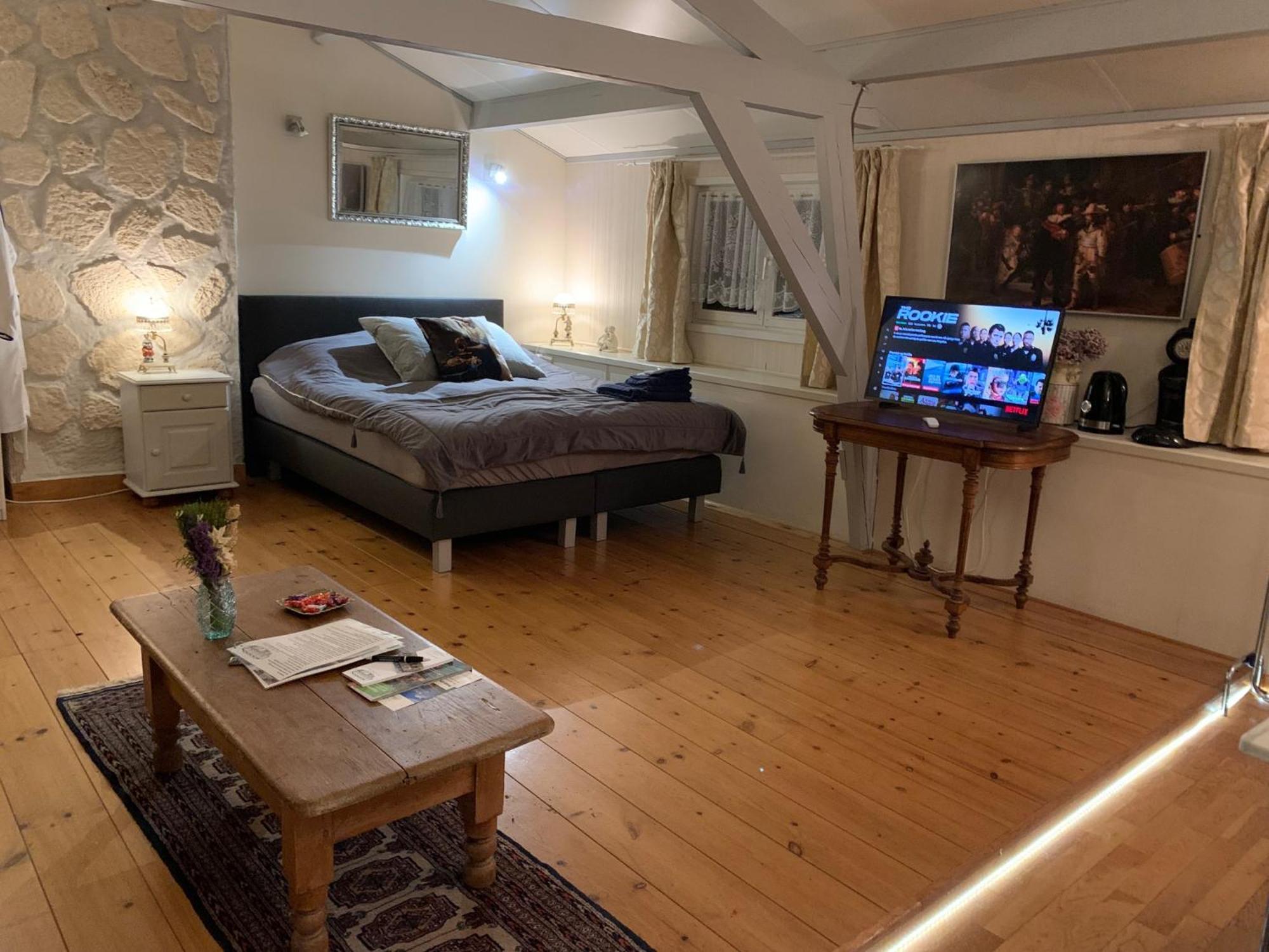 B&B Petit Chateau - Stijlvol Verblijf Centraal Gelegen In Zeeuws Vlaanderen Biervliet Экстерьер фото