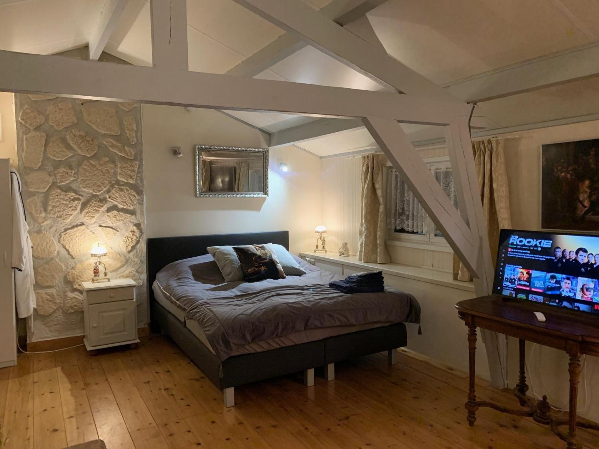 B&B Petit Chateau - Stijlvol Verblijf Centraal Gelegen In Zeeuws Vlaanderen Biervliet Экстерьер фото